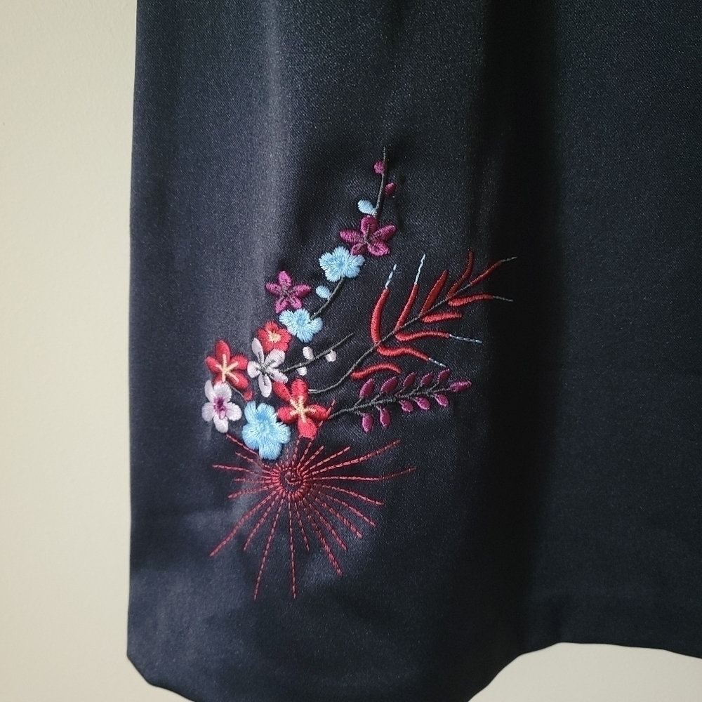 Vintage 90s Y2K Sexy Black Satin Square Bib Neckline Mini Dress Embroidered Sz 7 - Picture 5 of 10